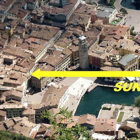 Appartamento Sunrise - Centro Storico N2 Рива-дель-Гарда Экстерьер фото